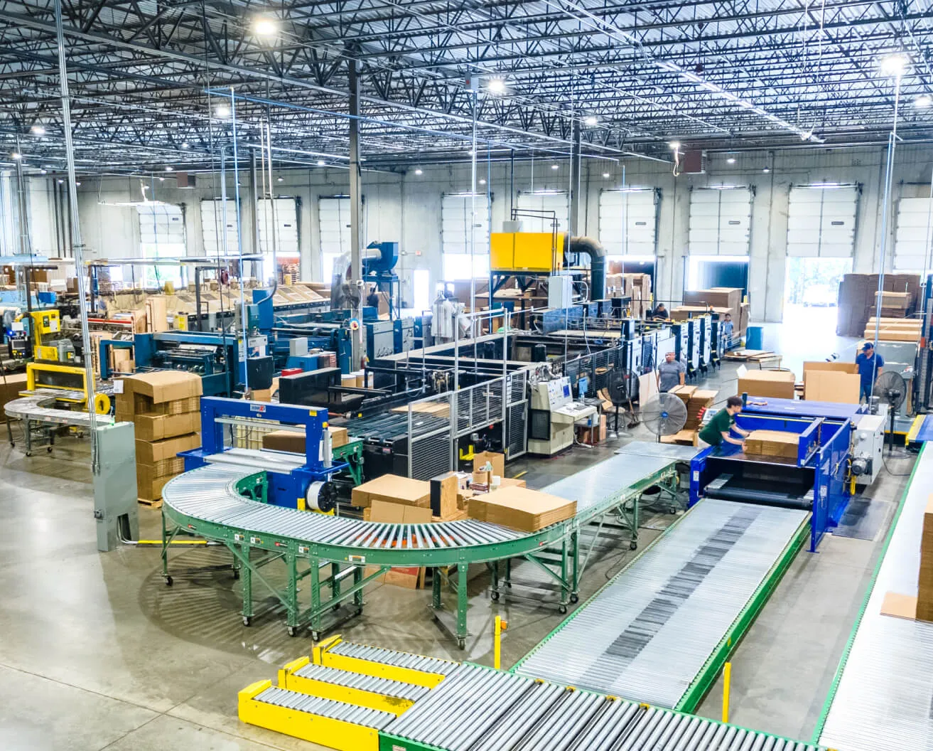 Flexo folder gluer running a long run of corrugated blanks